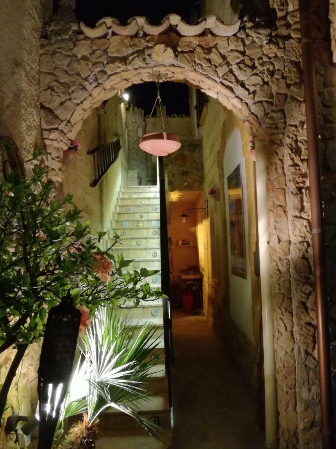 Vila Casa Vacanze Mediterraneo Tre Fontane Exteriér fotografie